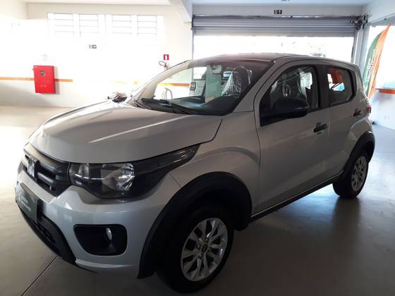FIAT MOBI 1.0 EVO FLEX LIKE. MANUAL FIAT MOBI 1.0 EVO FLEX LIKE. MANUAL